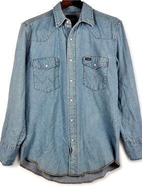 Wrangler Denim Western Shirt Medium Chambray Snap Button Cowboy Workwear Vintage